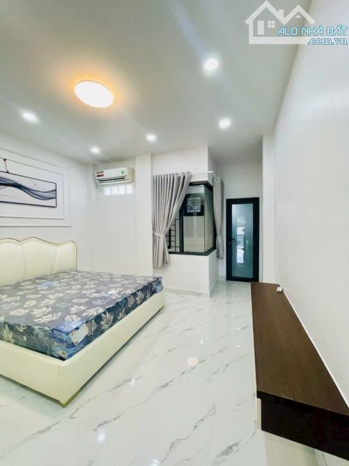 🏡 NHÀ ĐẸP GẦN QUẬN 7 – 1 TRỆT LỬNG 2 LẦU SÂN THƯỢNG – SỔ RIÊNG – HẺM XE HƠI - 8