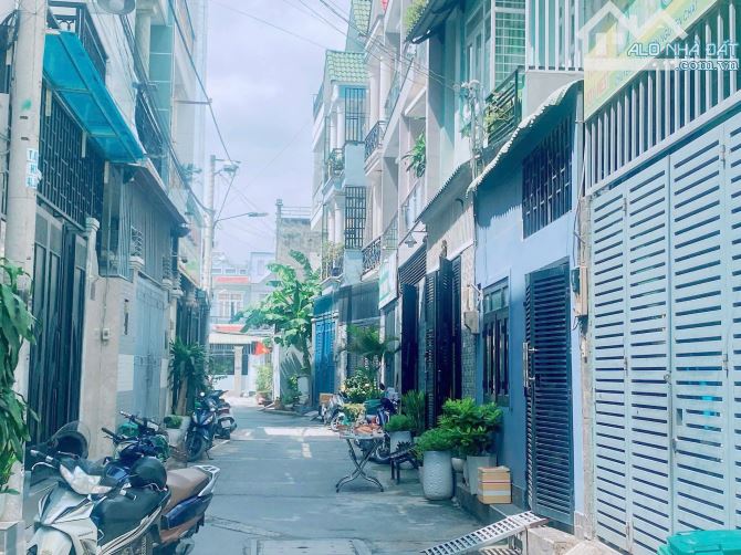 NHÀ 3 TẦNG ĐẸP HIỆP BÌNH PHƯỚC - HẺM XE HƠI - CHỈ 6,3 TỶ CÒN TL - 8