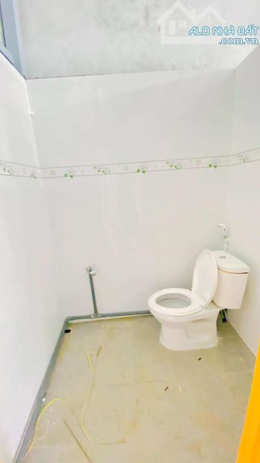 Cho thuê Kho 360 m2 mới xây gần sân bay Cần Thơ 18 triệu - 8