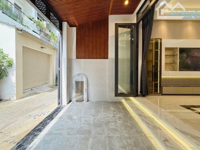 HẺM XE HƠI - NHÀ SMART HOME - XE HƠI NGỦ TRONG NHÀ  -  2 MẶT TIỀN - FULL NỘI THẤT - GÒ - 9