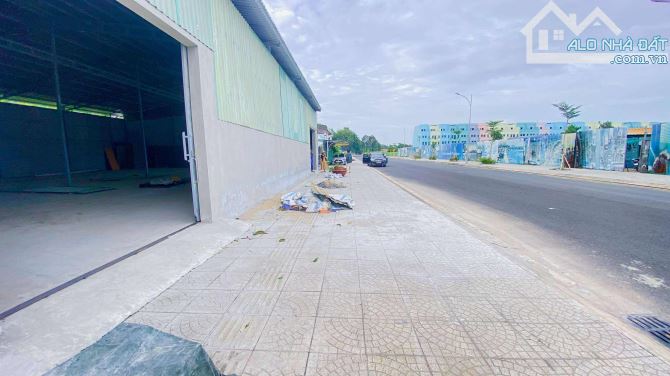 Cho thuê Kho 360 m2 mới xây gần sân bay Cần Thơ 18 triệu - 9