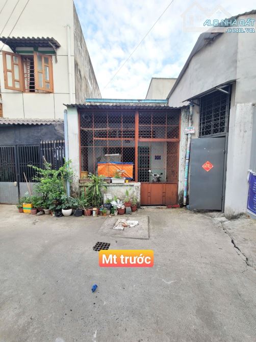 đất 84,5m2 3ty650 TL 2MT trước sau tặng nhà cấp 4 ngay làng đại học p.Đông Hòa - 9