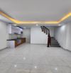 Hồ Tùng Mậu 37m. 5tầng. Nhà mới thiết kế hiện đại. Vị trí cực đẹp. 7,2 tỷ