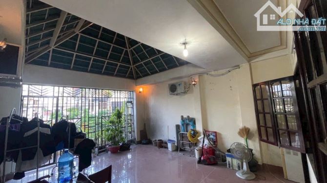 ✅ Bán Nhà 3 Tầng Mặt Tiền Quang Trung ngang 4.8m giá tốt