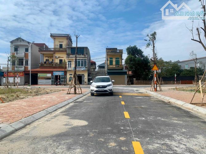 Mảnh đất siêu đẹp Thanh Xuân lô góc 3 mặt tiền 635m2 KD Văn phòng giá 200 tỷ