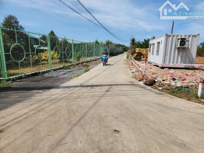 Bán đất vườn nghỉ dưỡng 1003m2 chỉ 890triệu tại Định Quán, Đồng Nai