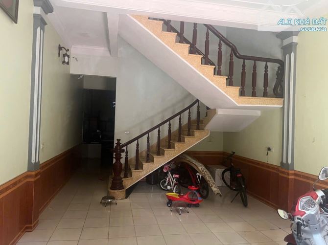 🌈🌈🌈🌈Cần bán ngôi nhà hơn 7 tỷ  nhà 3 tầng khu đại phúc , gần ngay ngã 6,khu vui chơi