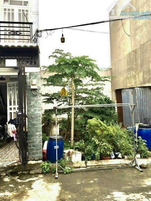 Lô đất hẻm đường Lê Văn Viêt, Tăng Nhơn Phú A, Quận 9 + DT: 4,5 x 15,6 = 71m2 / 3,15 tỷ