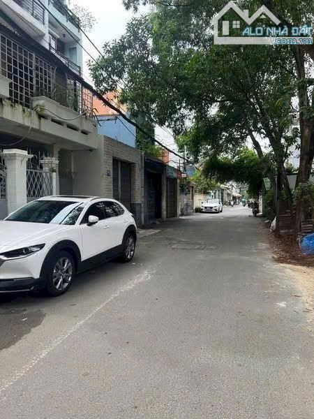 Kẹt vốn bán gấp khuôn đất 1 trục HXH ĐS NB Lê Văn Thọ P9, DT 5,4x28m, 148m2, giá 12.5 tỷTL