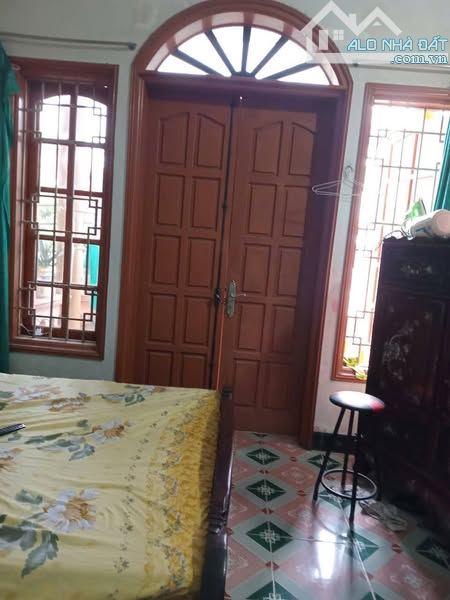 MẶT PHỐ HOA LÂM LONG BIÊN 12 TỶ DT 80M MT 5M 4T Ô TÔ TRÁNH KINH DOANH