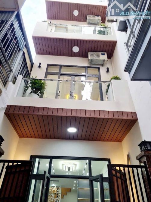 Cần bán gấp nhà Đội Cấn mới koong 🏡