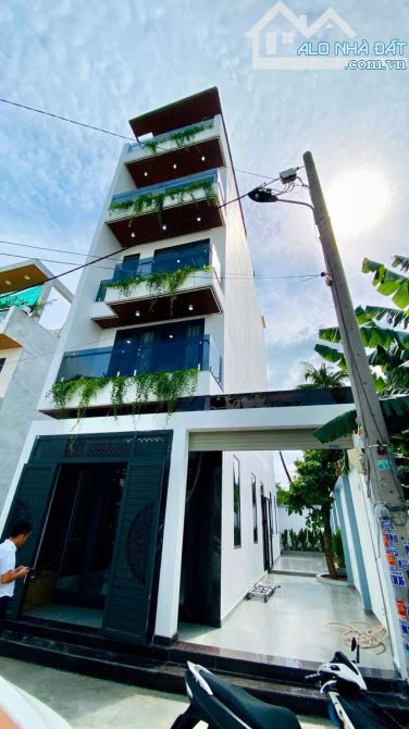 Bán nhà mới xây giá rẻ hẻm xe hơi  6.6m * 17 – 5 tầng An Phú Đông 27 – Quận 12 chỉ hơn 7 t