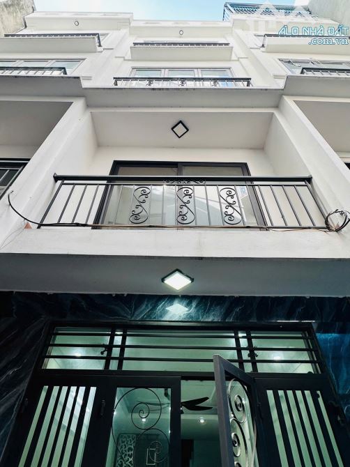 Bán nhà Hồ Tùng Mậu, Bắc Từ Liêm, 36m2, 5 tầng, giá 7.9 tỷ
