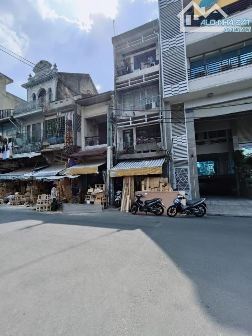 Cư Xá Nguyễn Thi ,P13, Q5. Dt 3,6 x 12, 2 PN. Giá 1,85 tỷ TL.   Chung cư tầng 3