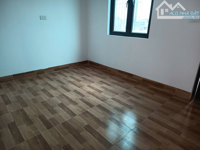 BÁN NHÀ HẠNH ĐÀN – 5 TẦNG ĐẸP – GIÁ CHỈ 4.65 TỶ