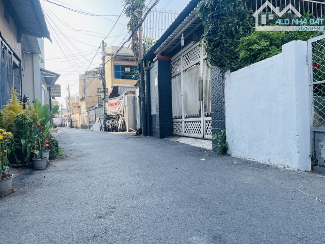 P. Tam Bình, gần trục VĐ 2, nhà 54m2 C4 2PN HXH 7C gấp bán chỉ 3.5 tỷ.