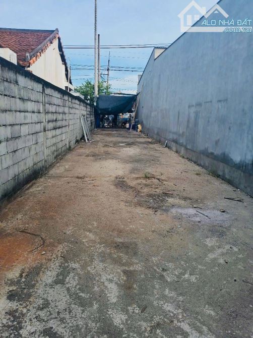 bán gấp đất mặt tiền đường tỉnh lộ 8 nền đã san lấp 3,6tỷ