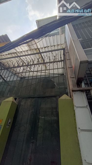 GIẾNG MỨT , 46M² , GIÁ ĐẦU TƯ , 5PN VỪA Ở VỪA CHO THUÊ , SÁT CHỢ MƠ , GẦN Ô TÔ , 6,99 TỶ