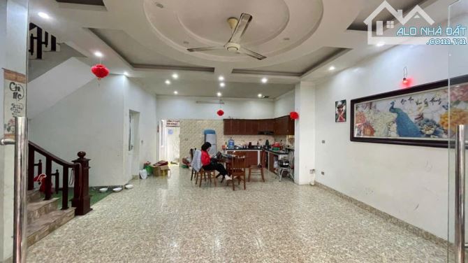 Bán nhà đẹp TT Đông Anh, gần QL3, sát bệnh viện Bắc Thăng Long, nhà máy Thiết Bị Điện,5tỷ