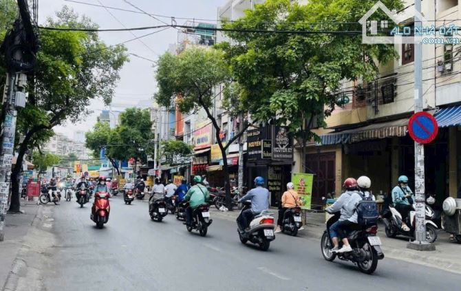 Bán toà nhà căn hộ dịch vụ đường Vạn Kiếp, Khu Vip Phan Xích Long HD thuê khoán 70tr/1th