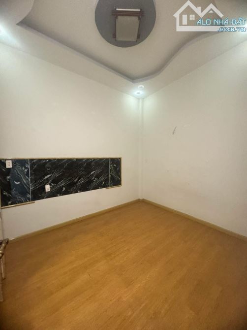 nhà đẹp 2 tầng phạm văn chiêu gò vấp 40m2 2pn nhỉnh 4 tỷ bán gấp