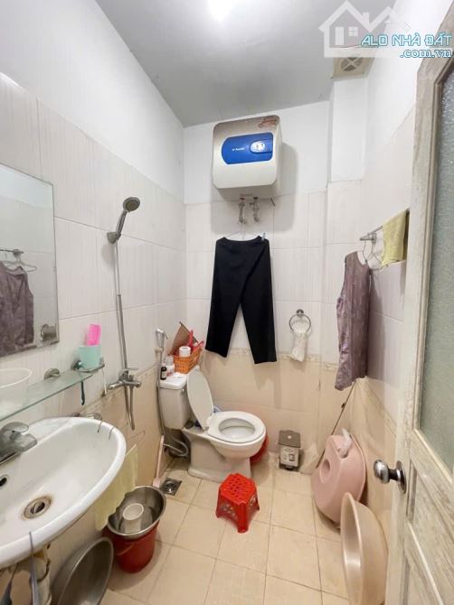 Bán Khương Đình - Thanh Xuân, Ngõ nông , vài bước ra phố, 30m2,5 tầng, nhỉnh 6 tỷ