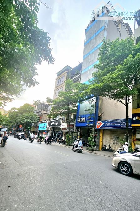 Bán đất Ba Đình mặt phố Nguyễn Thái Học 99m, mặt tiền 16m Bán 470tr/m. Lô góc vỉa hè KD