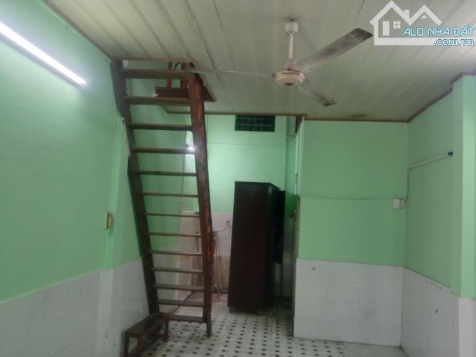 Cho thuê nhà nguyên căn Quang Trung Phường 10, gần 50m2, 7 triệu/tháng. - 1
