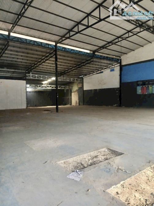 Cho thuê xưởng mặt tiền ql1A hố nai kinh doanh tốt hơn 400m2 chỉ 30 triệu quá rẻ ạ - 1