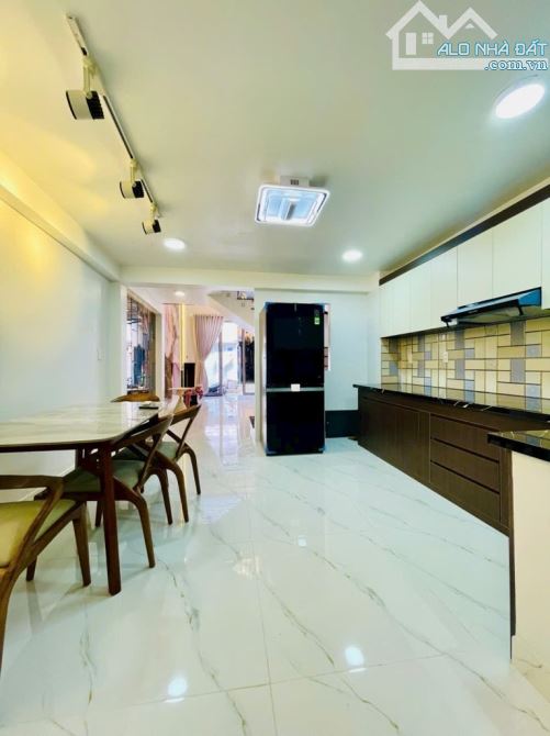 Bán nhà 5 tầng, full nội thất, hẻm xe hơi tránh, giá chỉ 6.1 tỷ – Nhà Bè, gần Quận 7 - 1