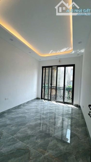 Nhà Văn Hội – 30m² × 5 tầng – Gần HV Tài chính – Chỉ 5.5 tỷ - Mua cho con học ĐH đỉnh - 1