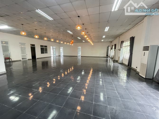 💥 CHO THUÊ SHOROOM QUỐC LỘ 1A PHÚ TÀI QUY NHƠN 650m2 - 1