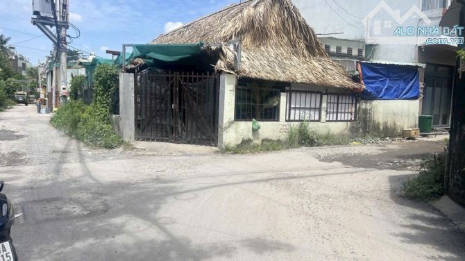 Bán nhà Cấp 4 hai mặt tiền đường T15, phường AN PHÚ ĐÔNG, Q12, dt168,5m².DÒNGTIỀN 20tr/th - 1