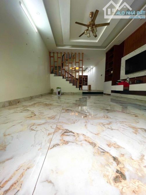 💥Nhà 4 Tầng Xuân Đỉnh  DT 80m2 x 4Tầng – Nở Hậu – Gần Trường Quốc Tế, Kinh Doanh Sầm Uất - 1