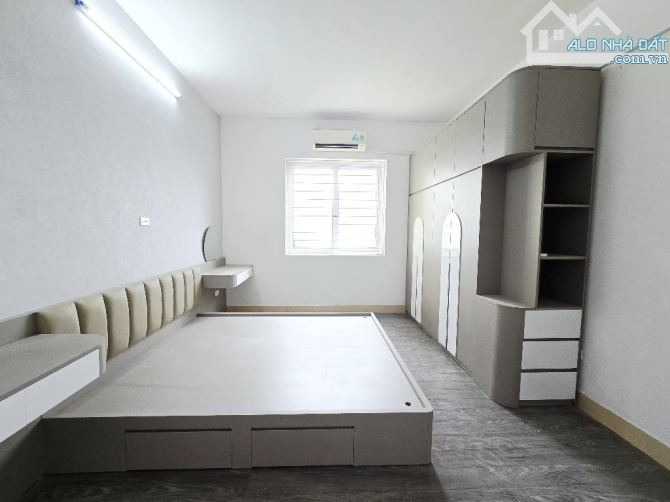 - Bán Chung Cư CT9A Phường Việt Hưng, Long Biên 85m2, giá 4,55 tỷ - 1
