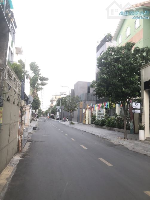 Bán nhà mặt tiền Đặng Dung 4X16m, 5 tầng, 25.5 tỷ - 1