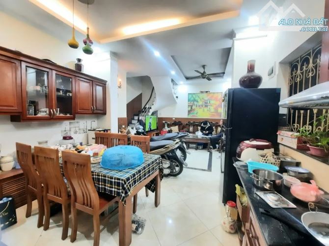 Bán Nhà Vũ Hữu, Gần Hầm Lê Văn Lương – Khuất Duy Tiến, 19 tỷ 7 - 1