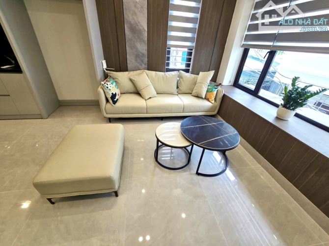 Bán Nhà Thạch Bàn -Long Biên:DT 42m2x7Tầng -4Ngủ, Full Nội Thất. - 1