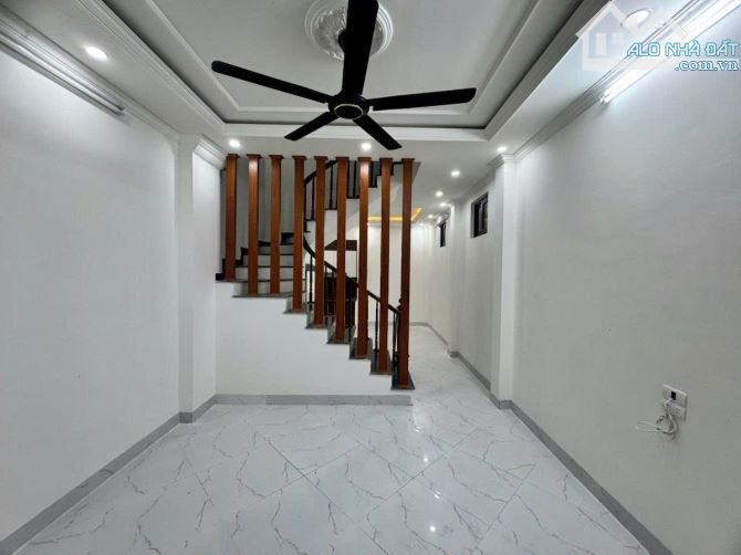 🔥Mỹ Đình – Nhà 6 tầng – 33m² – Lô góc 2 thoáng – 5 phòng cho thuê – Ô tô vào – Giá 7.5 Tỷ - 1