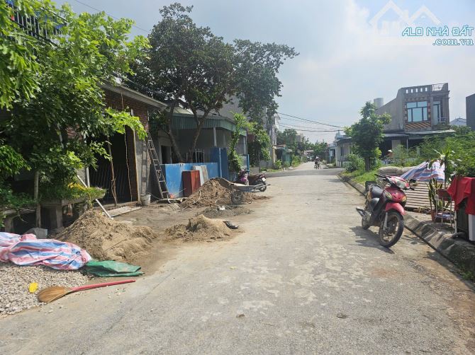 Bán lô đất mặt đường nhựa 8m tuyến 2 chợ Cát Vũ, Tràng Cát 82m2 giá 36tr/m2 - 1