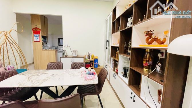 Bán Nhà 2 Mặt Tiền 130M2 – Full Tiện Ích Trong Bán Kính 500M – Có Sân Ô Tô – Chờ Chủ Mới - 12
