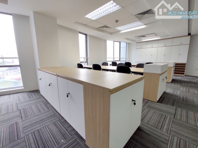 Bán toà Văn Phòng Mặt Phố Bà Triệu, Hoàn Kiếm, DT 401m2 x 12 Tầng - MT 13.5m - Giá 469 Tỷ