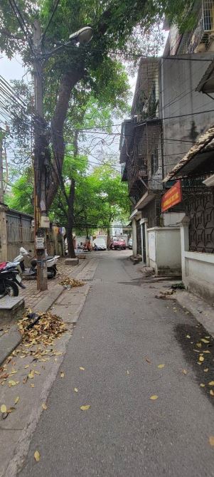PHẠM VĂN ĐỒNG BẮC TỪ LIÊM 50m 5 TẦNG 2 THOÁNG  NGÕ BA GÁC 10 TỶ - 2