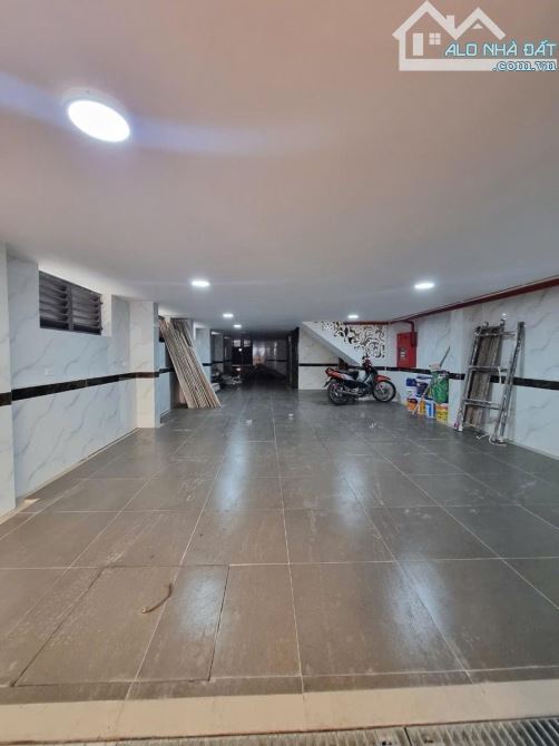 VIEW HỒ TÂY-LẠC LONG QUÂN-100/135MT1x9TẦNG-TOÀ CĂN HỘ-VP-LÔ GÓC-NGÕ THÔNG-Ô TÔ TRÁNH-50TỶ - 2