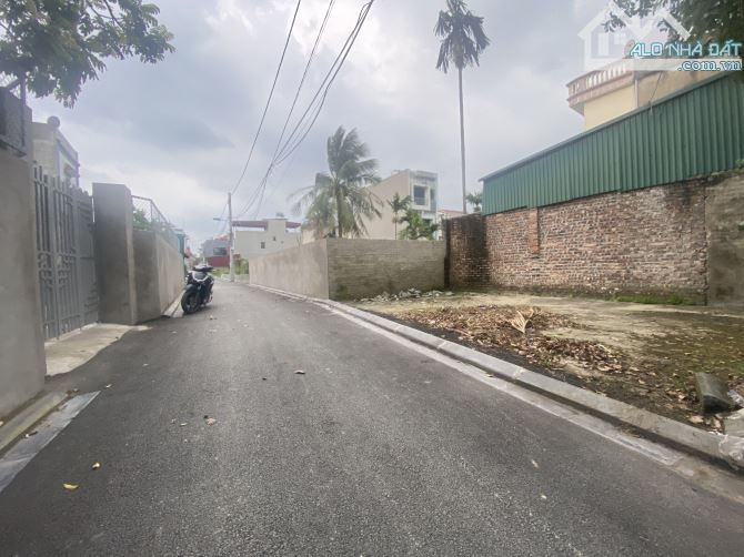 BÁN 50m2 NGUYÊN KHÊ đường THÔNG Ô TÔ VÀO ĐẤT chào hơn 3 tỷ. 100m ra Lê Hữu Tựu, Võ N.Giáp - 2