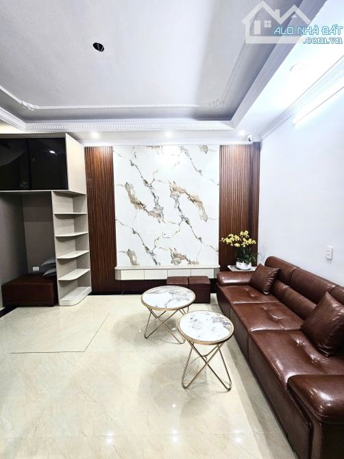 Nhà đẹp 5 tầng, 35m, ở sướng, kinh doanh đỉnh cao, Lê Thanh Nghị - 2