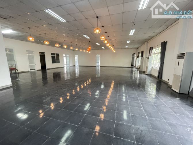 💥 CHO THUÊ SHOROOM QUỐC LỘ 1A PHÚ TÀI QUY NHƠN 650m2 - 2