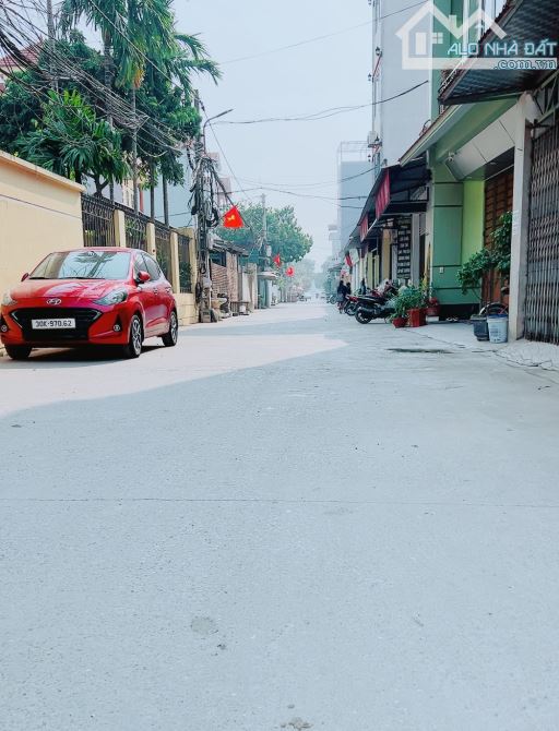 BÁNn HOA HẬU 48M  ĐƯỜNG THÔNG NỞ HẬU Ô TÔ TRÁNH NHAU VÂN NÔI CHỈ HƠN 3Đ - 2