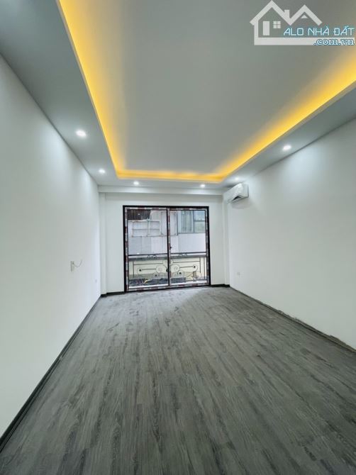 LÔ GÓC - NHÀ MỚI - KINH DOANH - THANG MÁY - GẦN OTO - ĐỐNG ĐA - 9.9 TỶ - 2