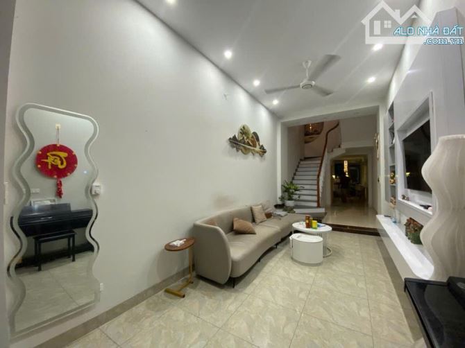 Nhà mới dân xây Đa Sỹ- Hà Đông, 10m Oto tránh , nhà 60m xây 5 tầng 5 ngủ giá hơn 8 tỷ - 2